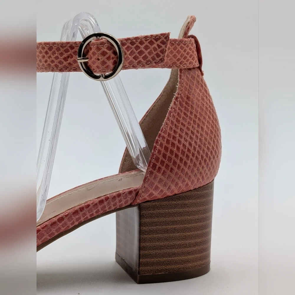 Amelia Grace Tacee Women Size US 6.5M|EU 37 Coral Block Heel Ankle Strap Sandal